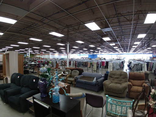 Thrift Store «Mckellips Goodwill Retail Store, Donation Center & Career Center», reviews and photos, 106 E McKellips Rd, Mesa, AZ 85201, USA