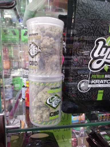 Tobacco Shop «Supernova Smoke Shop», reviews and photos, 9355 Culebra Rd, San Antonio, TX 78251, USA