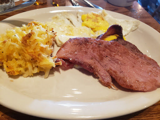 American Restaurant «Cracker Barrel Old Country Store», reviews and photos, 2697 Highwood Blvd, Smyrna, TN 37167, USA