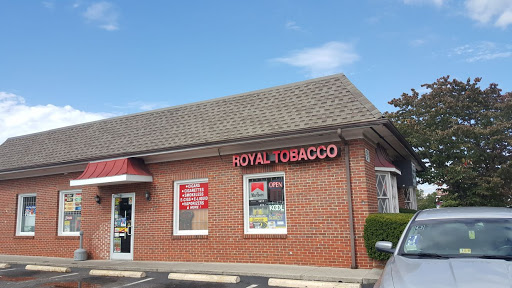 Royal Tobacco, 5528 Williamson Rd, Roanoke, VA 24012, USA, 