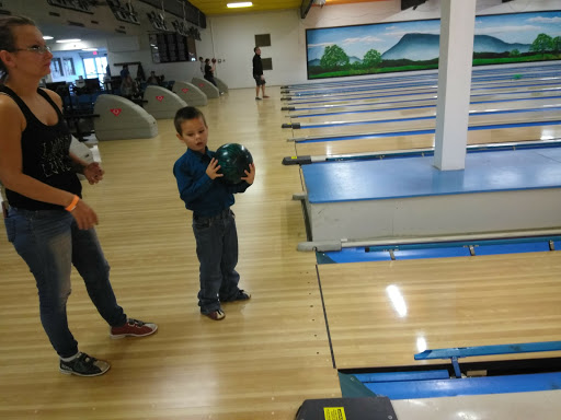 Bowling Alley «Highland Bowl», reviews and photos, 2123 NW 9th St, Corvallis, OR 97330, USA