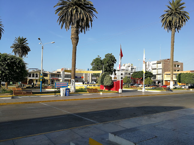 Opiniones de Plaza de Armas de Camaná en Camaná - Tienda de pinturas