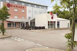 Ramada Wakefield M1 image