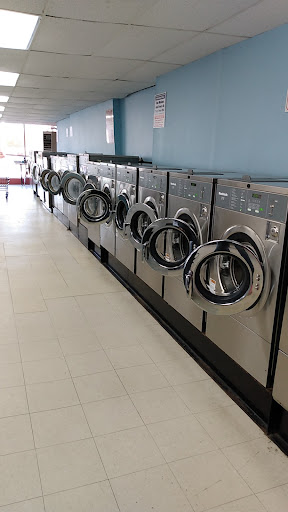 Laundromat «Wash & Dry Laundry & Cleaners», reviews and photos, 254 N Main St, Crossville, TN 38555, USA