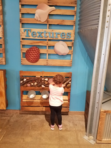 Zoo «Farm In The Zoo», reviews and photos, 1911 N Stockton Dr, Chicago, IL 60614, USA