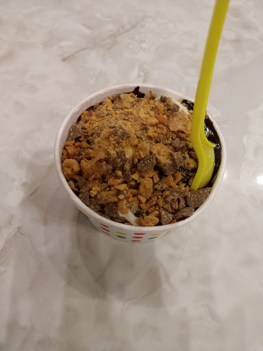 Ice Cream Shop «Neighbors Ice Cream Parlor», reviews and photos, 5980 Spruce Creek Rd, Port Orange, FL 32127, USA