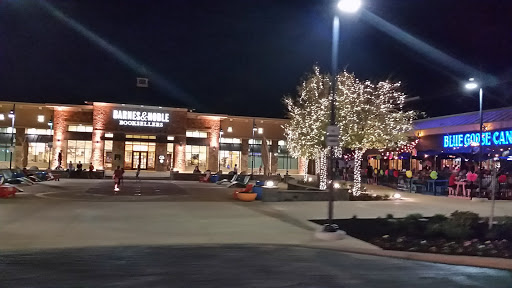 Shopping Mall «The Shops at Highland Village», reviews and photos, 1701 Shoal Creek, Highland Village, TX 75077, USA