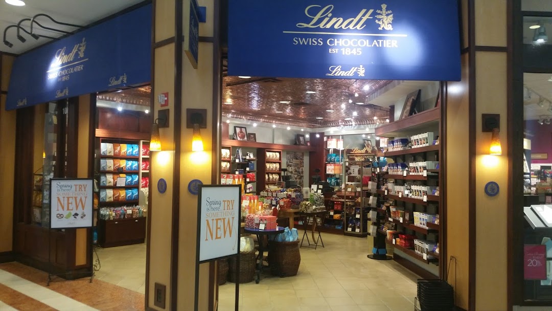 Lindt Chocolate Shop