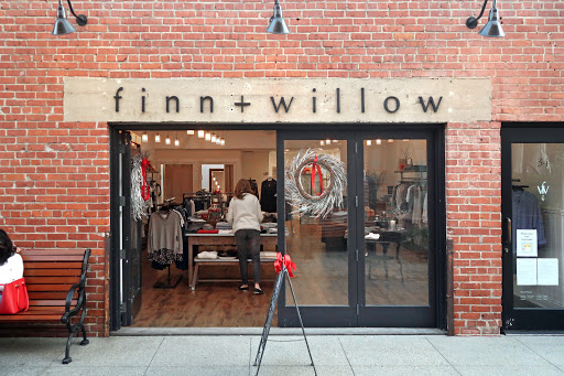 Finn + Willow