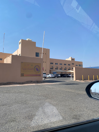 مدرسة تعليم القياده للنساء 