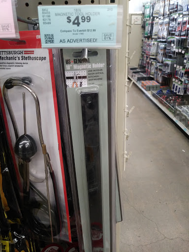 Hardware Store «Harbor Freight Tools», reviews and photos, 1019 N State College Blvd, Anaheim, CA 92806, USA