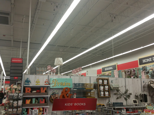 Craft Store «Michaels», reviews and photos, 34 Cambridge St #150, Burlington, MA 01803, USA