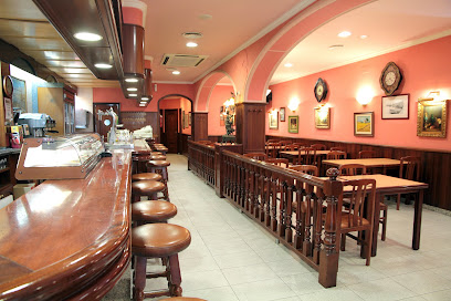 Restaurant Cafeteria Alex - 5, Av. del President Companys, 43201 Reus, Tarragona, Spain
