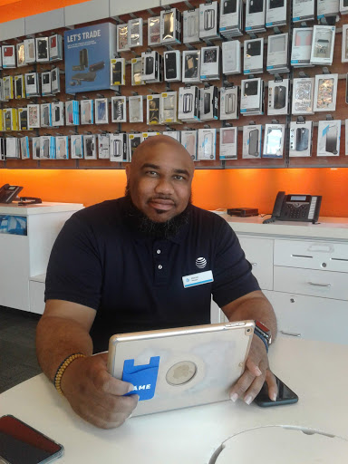 Cell Phone Store «AT&T», reviews and photos, 2875 N Hwy 67, Florissant, MO 63033, USA