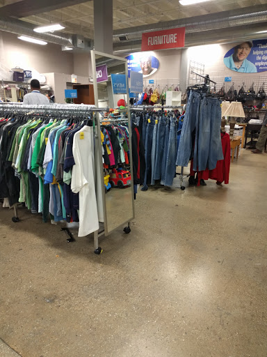 Non-Profit Organization «Goodwill Store & Donation Center», reviews and photos, 1201 W Washington Blvd, Chicago, IL 60607, USA