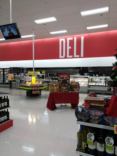 Grocery Store «Winn-Dixie», reviews and photos, 2880 Howland Blvd, Deltona, FL 32725, USA