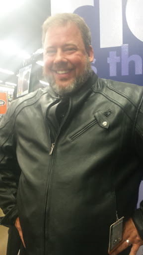 Motorcycle Parts Store «Cycle Gear», reviews and photos, 9128 Marshall Dr, Lenexa, KS 66215, USA