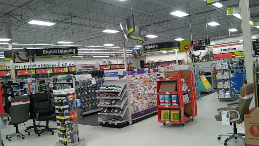 Office Supply Store «Staples», reviews and photos, 910 Wolcott St #13, Waterbury, CT 06705, USA