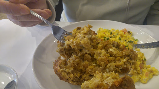 Coffee Shop «Pequeno Coffee Shop», reviews and photos, 8610 Roosevelt Ave #4, Jackson Heights, NY 11372, USA