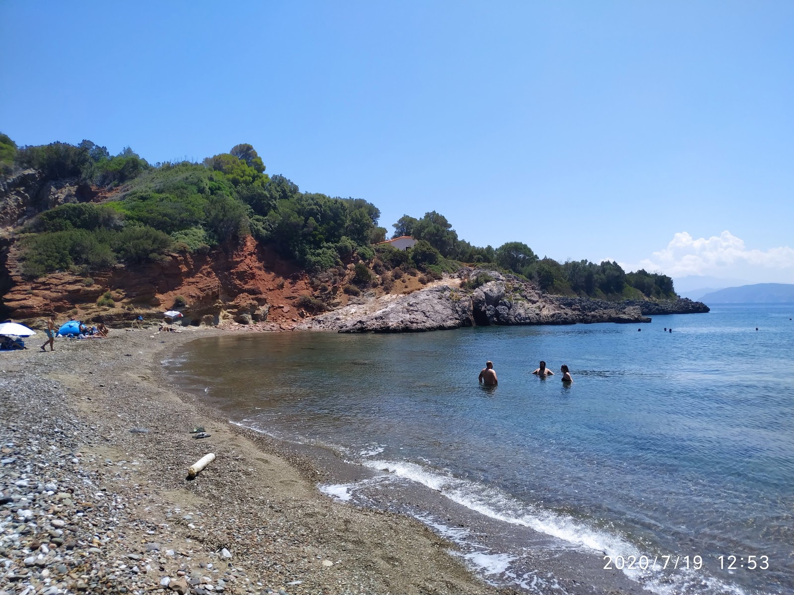 Fotografie cu Agios Vasilis beach cu nivelul de curățenie înalt