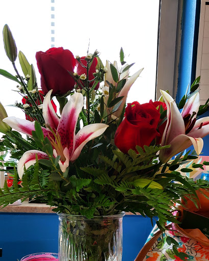 Florist «Maple Avenue Flowers», reviews and photos, 403 N Maple Ave, Warsaw, IN 46580, USA