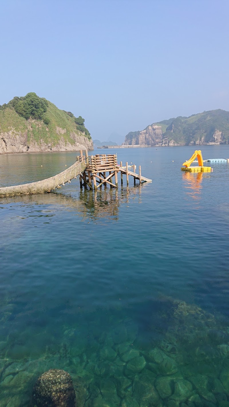 妻良海上アスレチック 静岡県南伊豆町妻良 海水浴場 グルコミ