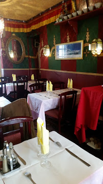 Atmosphère du Restaurant tibétain Gang Seng à Paris - n°12