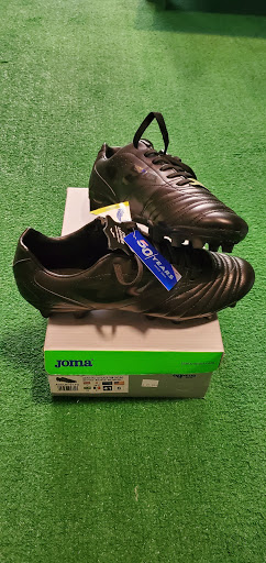 Soccer Store «GK Union LLC», reviews and photos, 207 Chesterfield Pkwy W, Chesterfield, MO 63017, USA