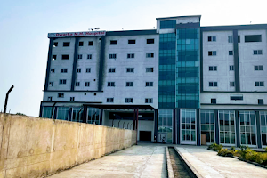 Dwarka Metrohills Hospital image