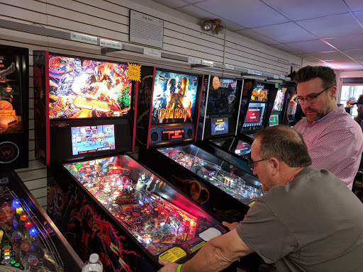 Shopping Mall «Great Valley Shopping Center», reviews and photos, 81 Lancaster Ave, Malvern, PA 19355, USA