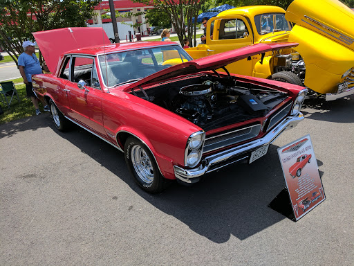 Car Dealer «Luck Chevrolet», reviews and photos, 516 S Washington Hwy, Ashland, VA 23005, USA