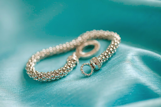 Jewelry Buyer «Bell Family Jewelers», reviews and photos, 40-21 Bell Blvd, Bayside, NY 11361, USA