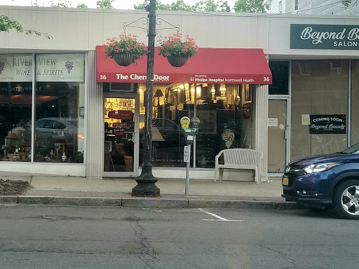 Thrift Store «The Cherry Door Thrift Shop», reviews and photos, 36 Main St, Tarrytown, NY 10591, USA