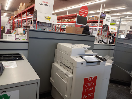 Office Supply Store «Staples», reviews and photos, 17 Reaville Ave, Flemington, NJ 08822, USA