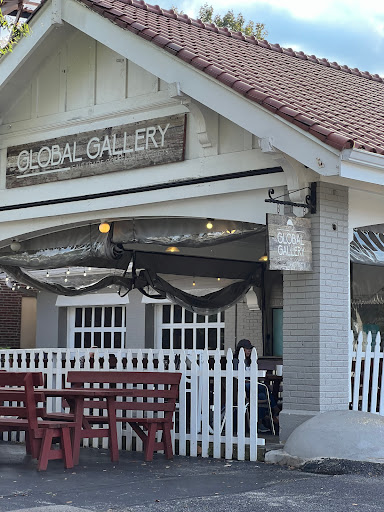 Global Gallery Coffee Shop, 3535 N High St, Columbus, OH 43214, USA, 
