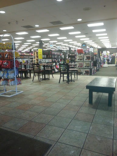 Book Store «Books-A-Million», reviews and photos, 3005 Clarendon Blvd, New Bern, NC 28562, USA