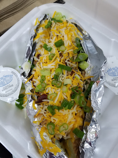 Convenience Store «Mom And Pops», reviews and photos, Squirrel Hollow Rd, Linden, TN 37096, USA