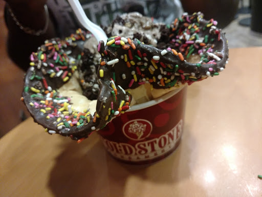 Ice Cream Shop «Cold Stone Creamery», reviews and photos, 4501 15th Ave S #109, Fargo, ND 58103, USA