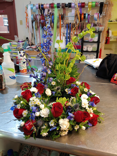 Florist «Marion Smith Florist», reviews and photos, 5904 7th St, Zephyrhills, FL 33542, USA