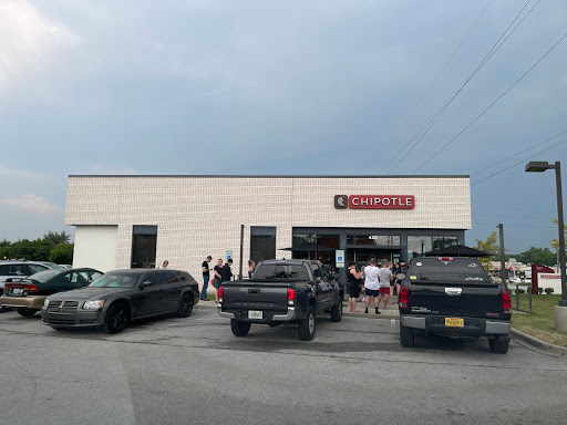 Mexican Restaurant «Chipotle Mexican Grill», reviews and photos, 420 S Hurstbourne Pkwy, Louisville, KY 40299, USA