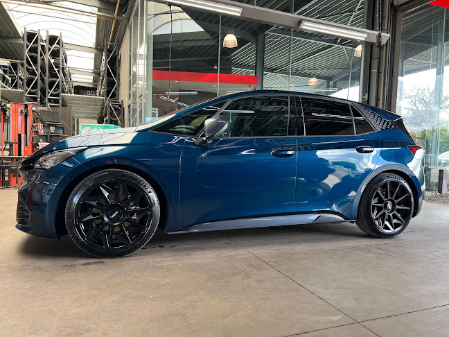 QTS - Quality Tyre Service - Banden winkel