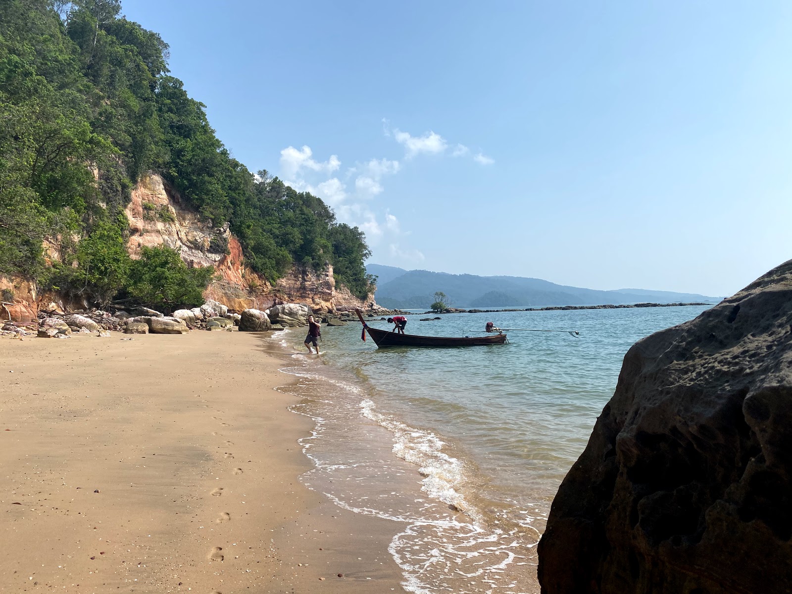 Photo of Laem Chamuk Khwai Beach with straight shore