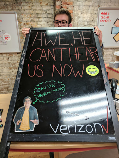Cell Phone Store «Verizon Authorized Retailer - Wireless Zone», reviews and photos, 212 S Main St, Ann Arbor, MI 48104, USA