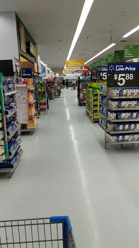 Discount Store «Walmart», reviews and photos, 740 Middle St, Weymouth, MA 02188, USA