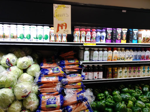 Grocery Store «Horrocks Market», reviews and photos, 4455 Breton Rd SE, Kentwood, MI 49508, USA