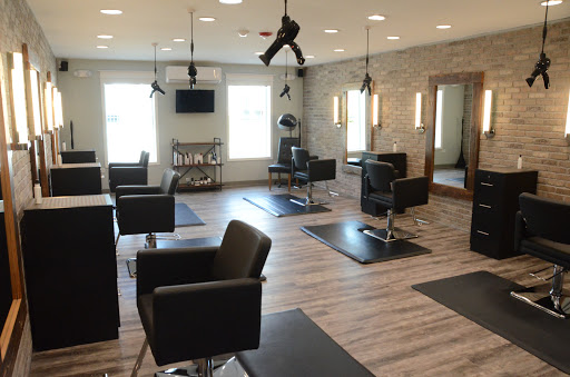 Beauty Salon «Christina Michelle Salon», reviews and photos, 270 N State St Ste. D, Hampshire, IL 60140, USA