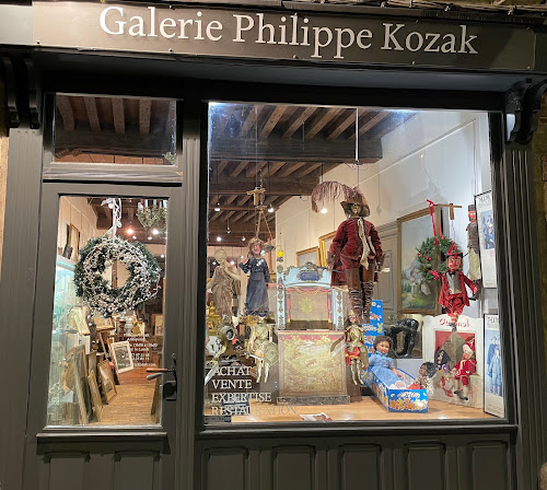 Magasin d'antiquités Galerie Philippe Kozak Valenciennes