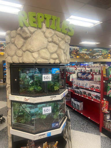 Pet Supply Store «Petco Animal Supplies», reviews and photos, 430 N Euclid St, Anaheim, CA 92801, USA