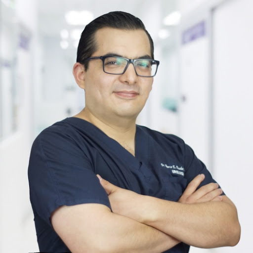 Dr. Marco Eli Pineda Rodríguez, Urólogo