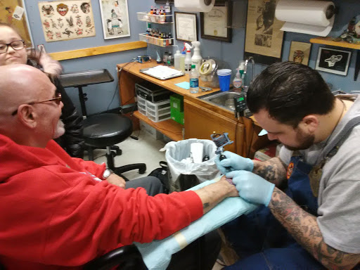 Tattoo Shop «Ronnies Tattoo», reviews and photos, 786 Eddy St, Providence, RI 02905, USA